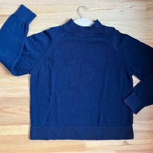 Everlane Cotton Mockneck Crop in Navy, size Medium